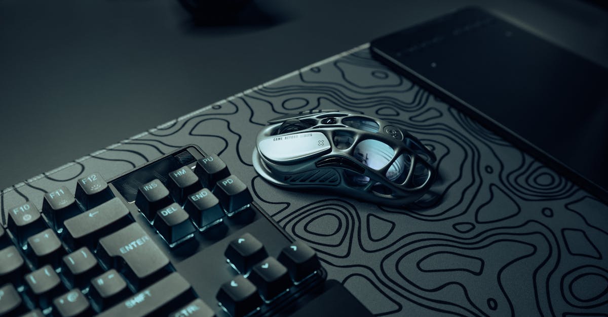 découvrez nos accessoires de gaming ergonomiques conçus pour améliorer votre confort et vos performances lors de vos sessions de jeu prolongées.