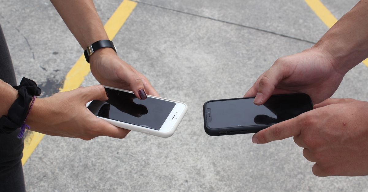 comparaison des plateformes de jeux mobiles : découvrez les meilleures options, leurs avantages et inconvénients pour profiter au maximum de vos jeux sur smartphone.