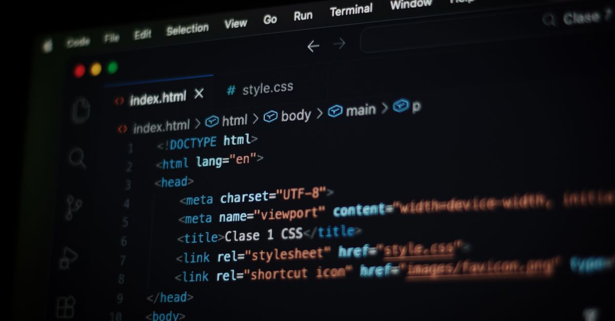 découvrez comment utiliser les commentaires en html pour rendre votre code plus clair et facile à maintenir.