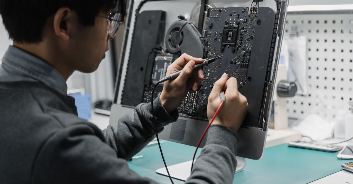 découvrez nos tarifs de réparation pc transparents et compétitifs. service rapide et professionnel pour tous types de pannes informatiques.
