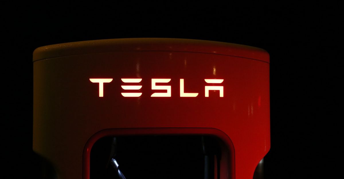 découvrez le tesla pi phone : rumeurs, fonctionnalités attendues, date de sortie et prix potentiel de ce smartphone très convoité.