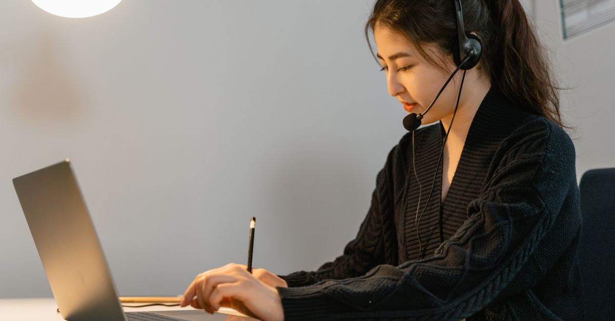 découvrez nos assistants virtuels efficaces et personnalisés pour optimiser votre productivité et faciliter la gestion de vos tâches quotidiennes.