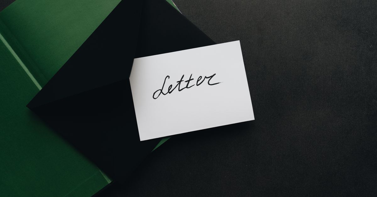 découvrez les règles et conseils essentiels pour rédiger une lettre claire, soignée et adaptée à chaque situation.