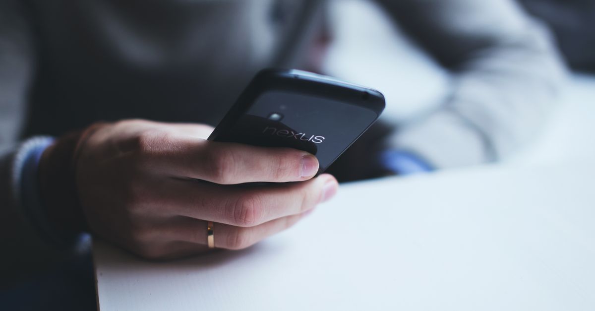 découvrez à qui appartient un numéro de téléphone grâce à la recherche inversée et identifiez facilement les appels inconnus.