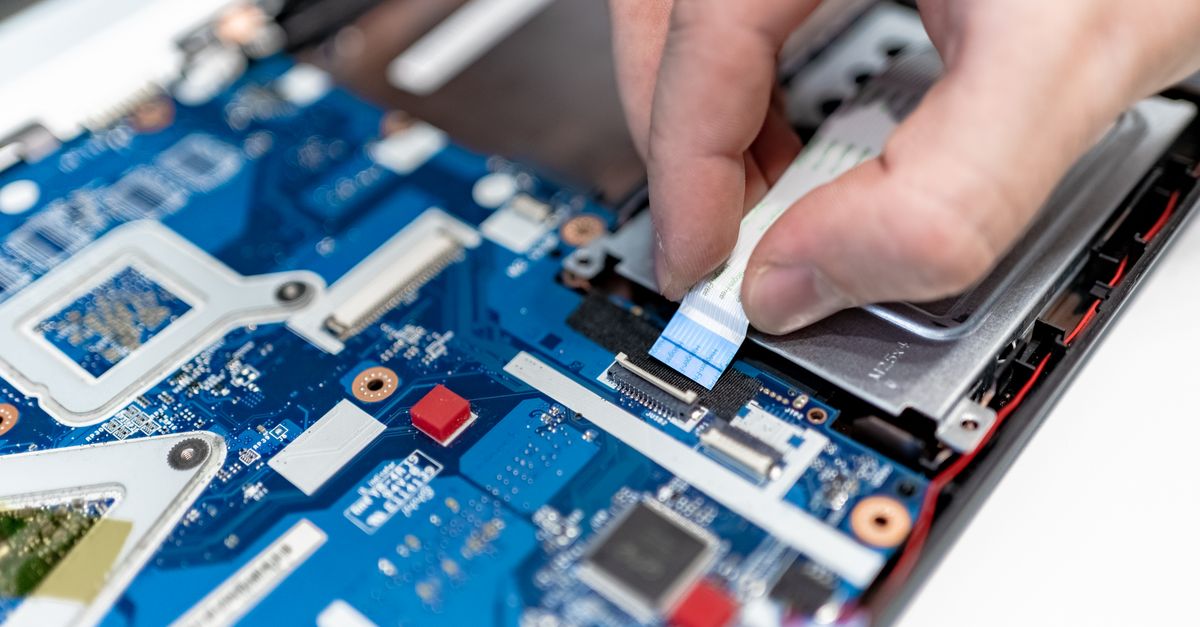 découvrez les causes de l’écran bleu windows et les solutions pour résoudre les problèmes de réparation automatique et redémarrer votre pc.